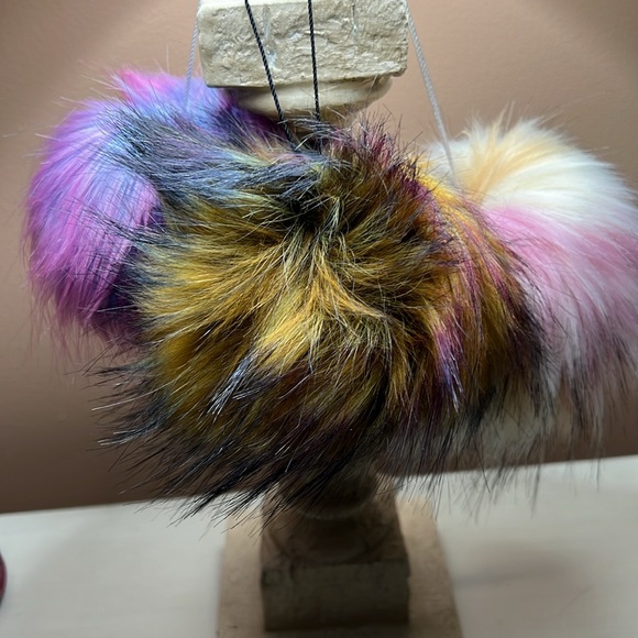 Fox Fur Pom Pom-3 colors 5”x5” extra large gorgeous poms for HANDBAG CHARMS - Picture 10 of 15